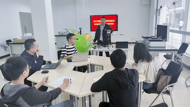 上海叉车培训学校排名